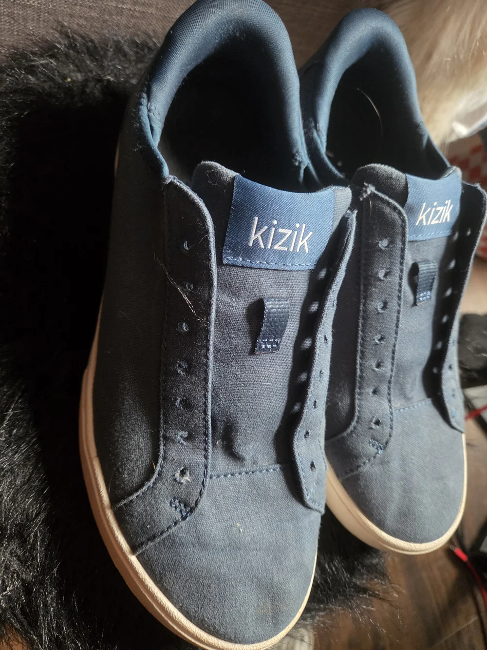 Kizik Men’s Easy-On Slip-On Loafers in Navy